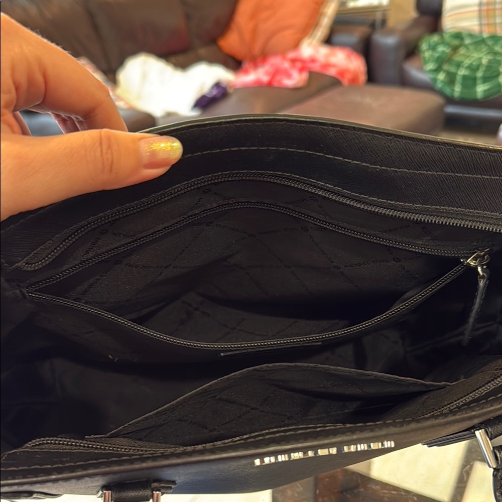 Michael Kors Black Tote Bag - Picture 10 of 10